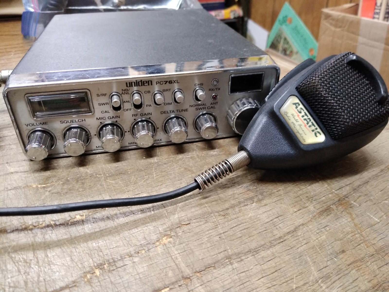 Uniden PC76XL Mobile Transceiver CB Radio and Astatic 636L Microphone