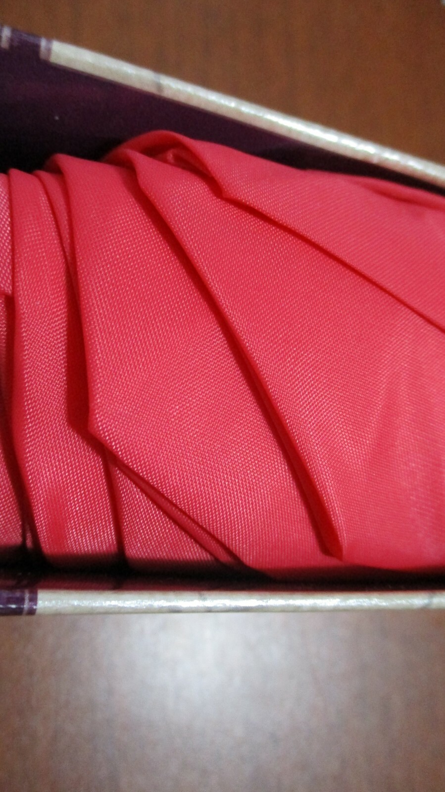 TOTES CLASSIC UMBRELLAS~RED AUTO OPEN UMBRELLA~New in Package