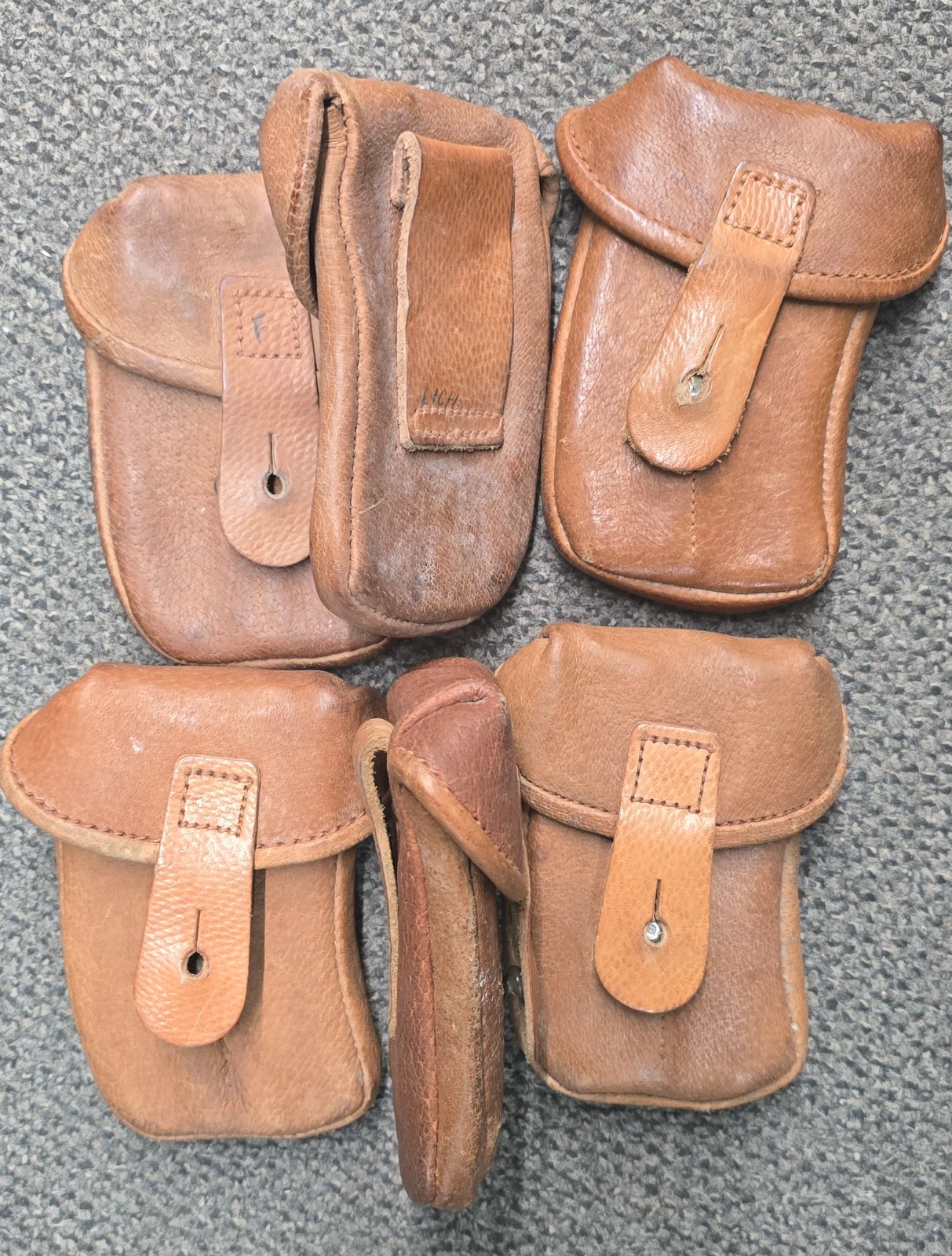 Early Style Vz 61 Skorpion Magazine Pouch Military Surplus Czech QTY 1 (VZ-P)