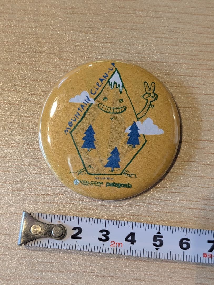 Novelty Volcom Patagonia Tin Badge