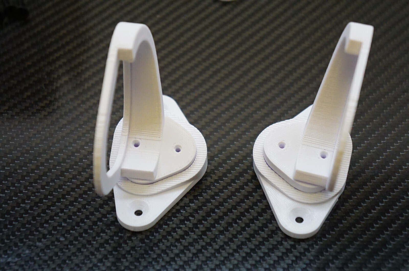 Horizontal + Up/Down Angle Easy Access Wall Mount for Sonos Roam - White