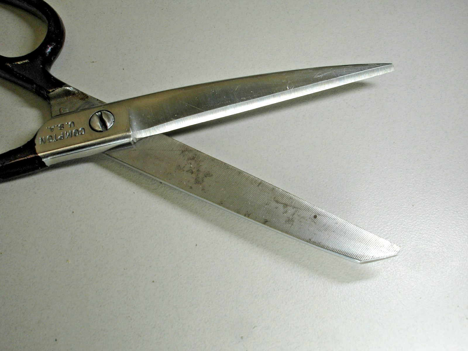 COMPTON USA 7 1/4" MULTI-PURPOSE EVERYDAY UTILITY USE SCISSORS SUPER SHARPENED