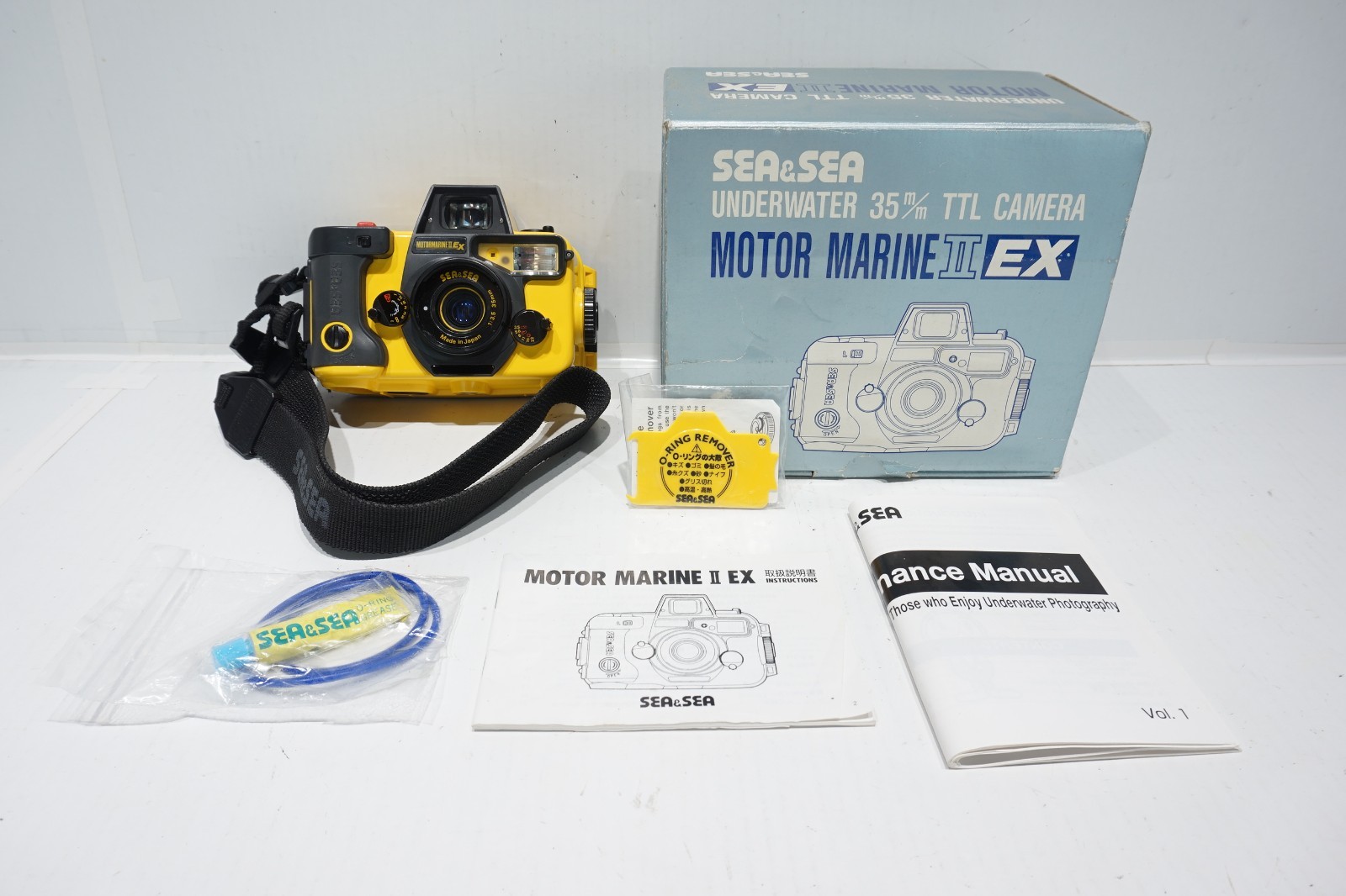 SEA & SEA MOTOR MARINE II EX UNDERWATER 35MM TTL FILM CAMERA - PARTS / REPAIR