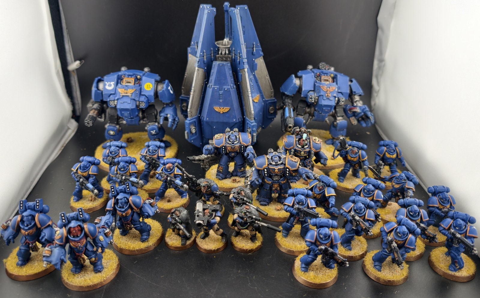 BATTLE READY! Warhammer 40K Ultramarines Space Marines Army