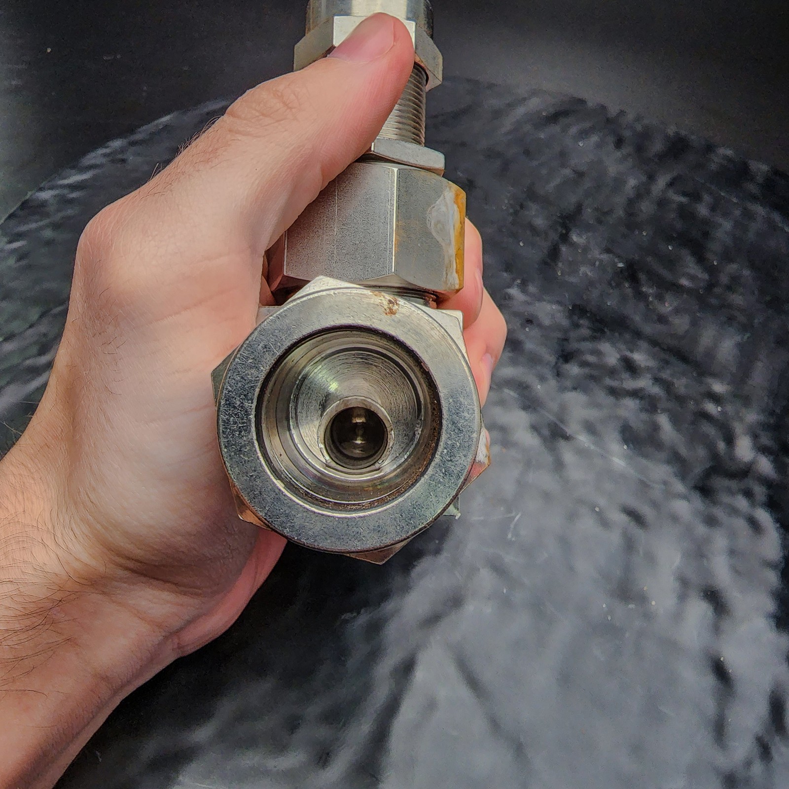 Whitey SS-12NBS16 Needle Valve 4700PSIG 100F Stainless Steel Plumbing 💧🔧