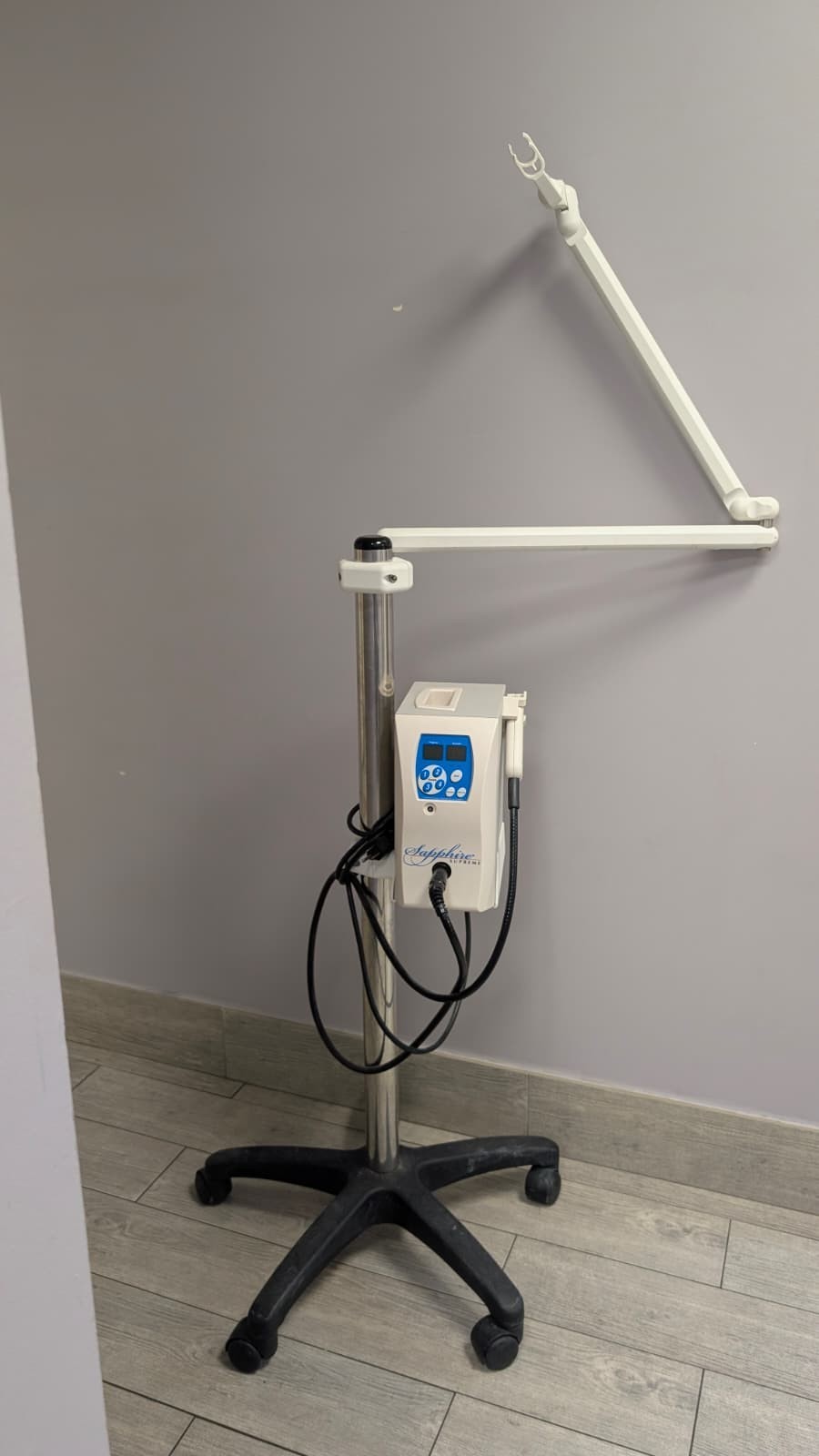 DEN-MAT REMBRANDT VIRTUOSO PHASE II DENTAL LIGHT for curing & whitening w/ stand