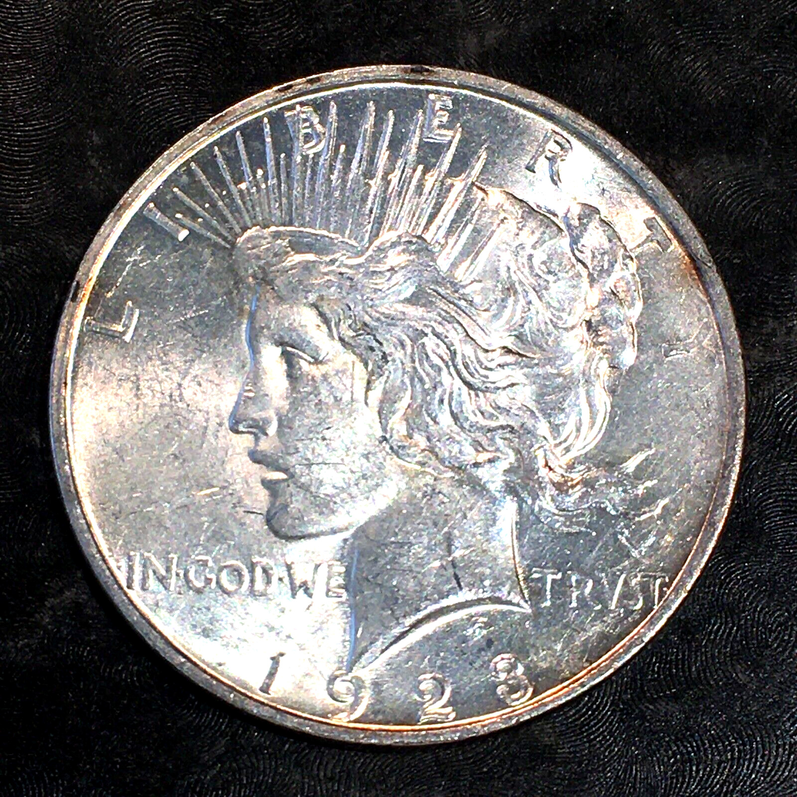 1923-D Peace Silver Dollar - High Quality Scans #N770