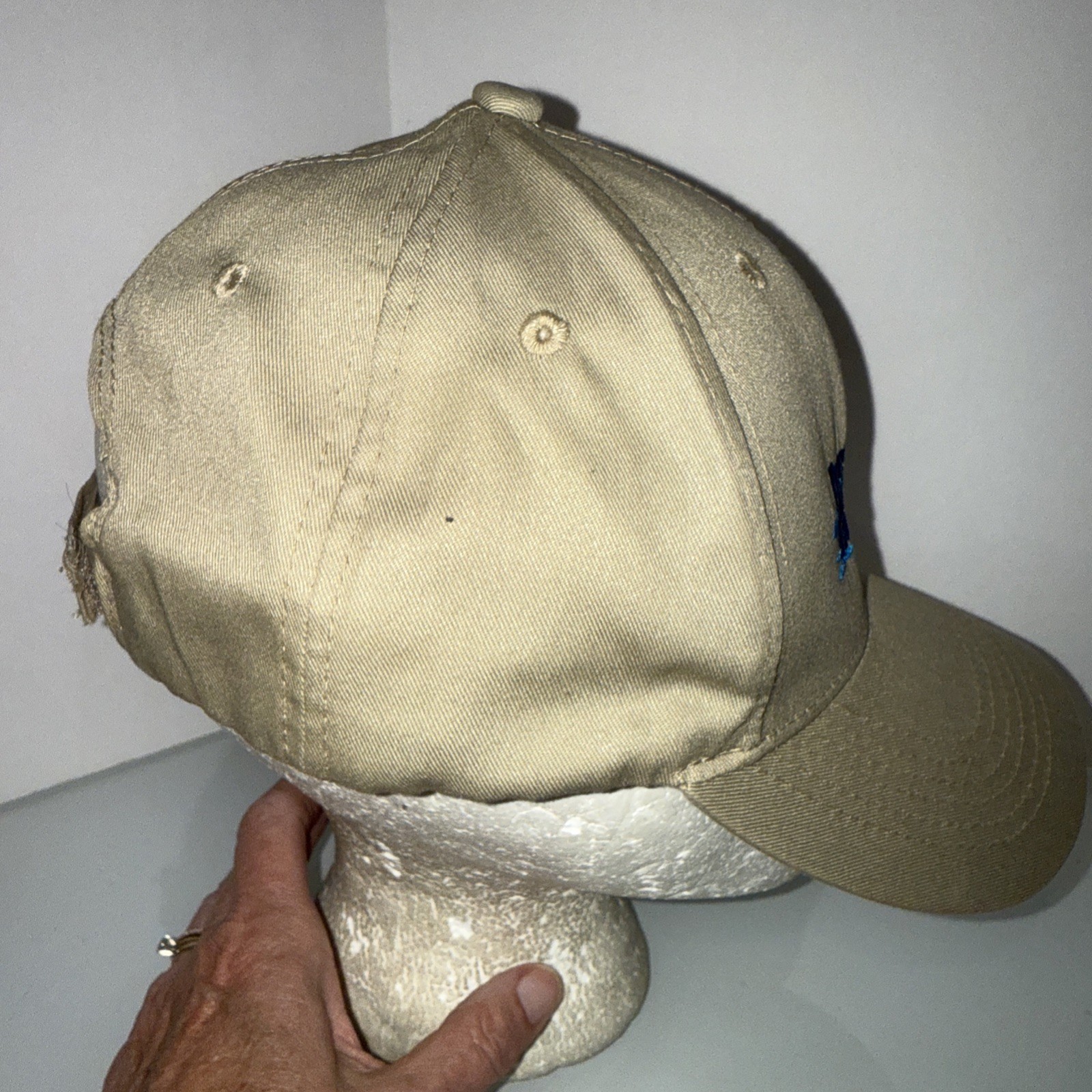 Deep River Waterpark Multicolor on Tan cotton Poly Hat Hook Loop EUC