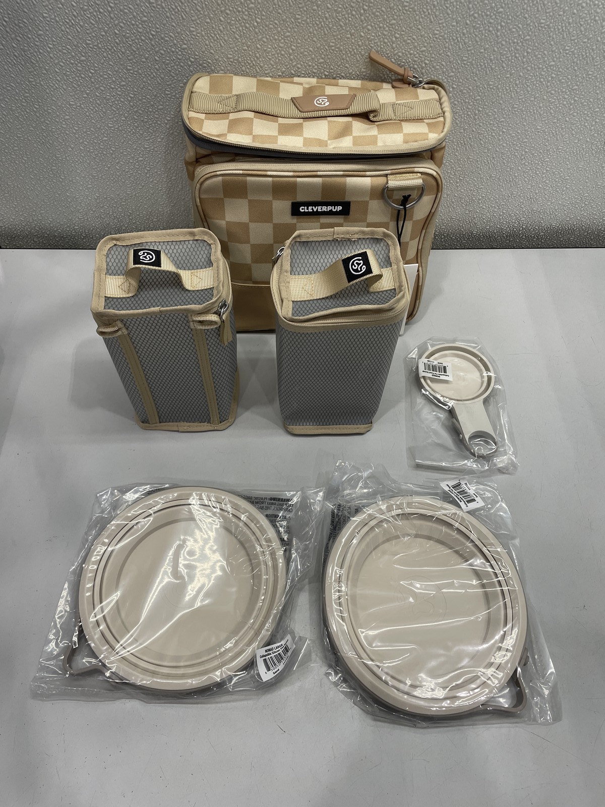 Cleverpup Large Bistro Box Dog Food Travel Kit, Check