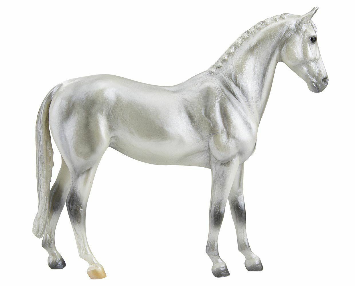 Breyer Freedom Series Pearly Grey Trakehner