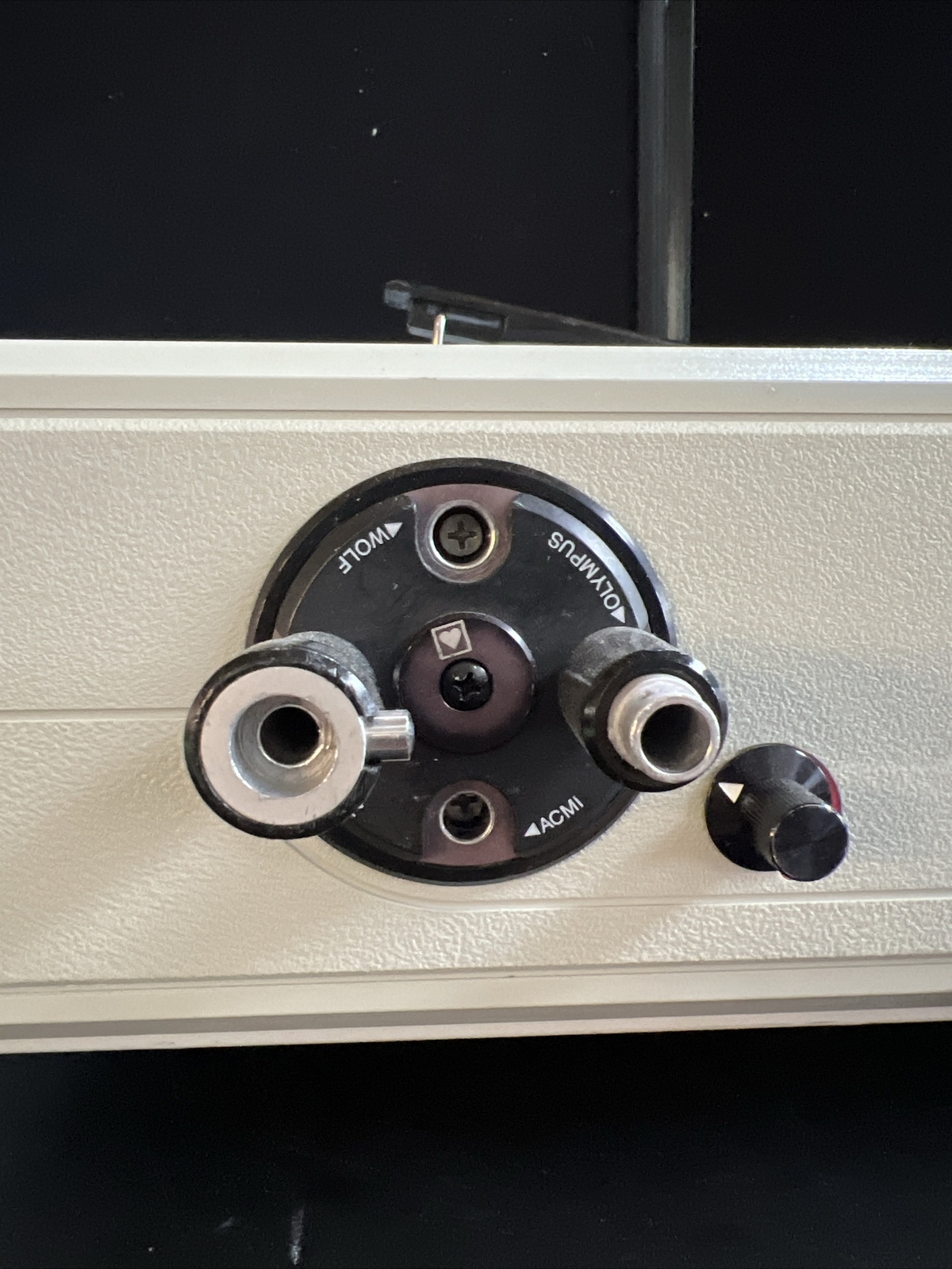 Luxtec 9300XSP Light Source