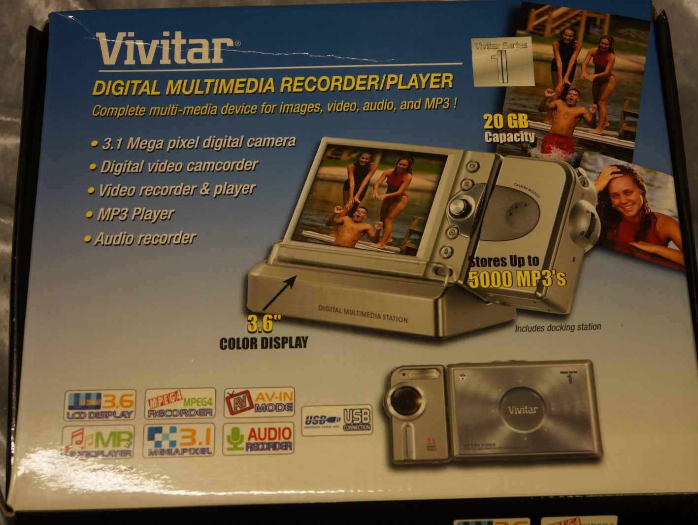 Vivitar DVR-390H 3.1 MP Digital Multimedia Recorder/Player