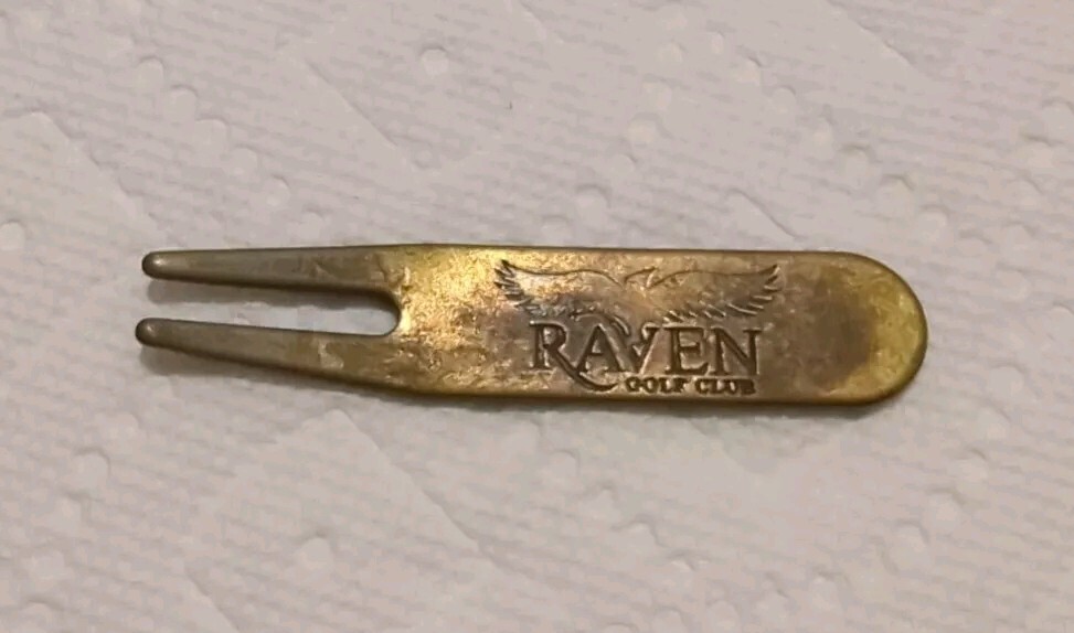 Vintage THE RAVEN GOLF CLUB Golf Divot Tool ~ Phoenix, AZ ~ Steel ~ Pre-Owned