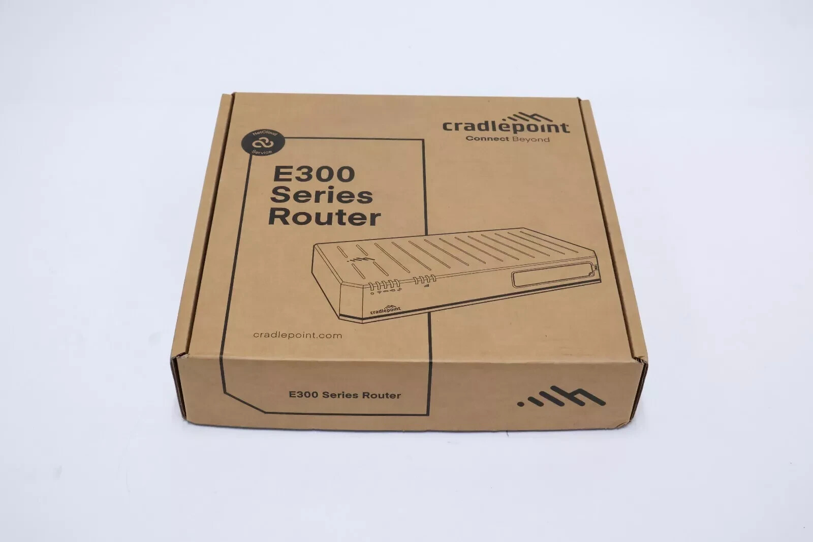 Cradlepoint E320 New in Box Unopened Unlocked