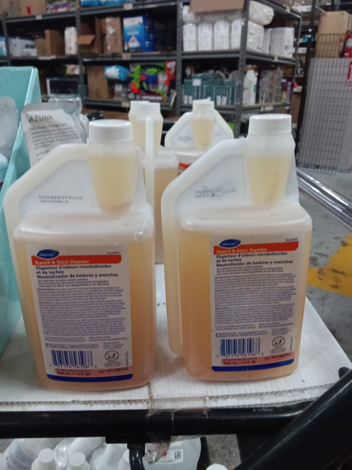 2 Pack, Diversey 101109752 Stench & Stain Digester  32oz. 192