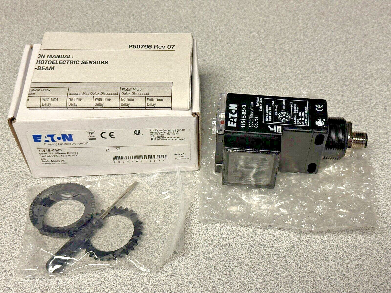 NEW EATON CUTLER-HAMMER 1151E-6543 500ft THRU-BEAM SOURCE, 24-240VAC, 12-240VDC