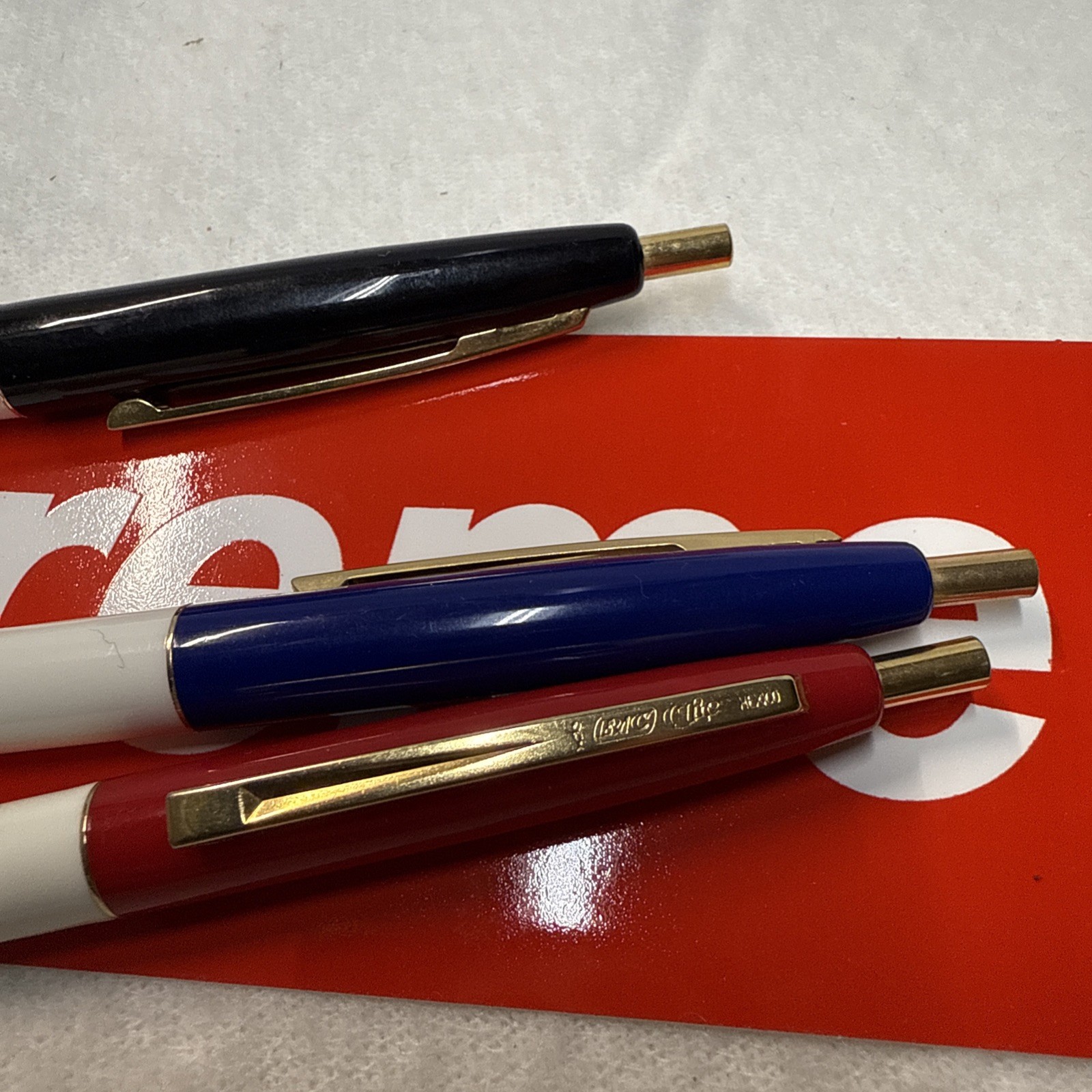 Supreme World Famous Bic Pen Set