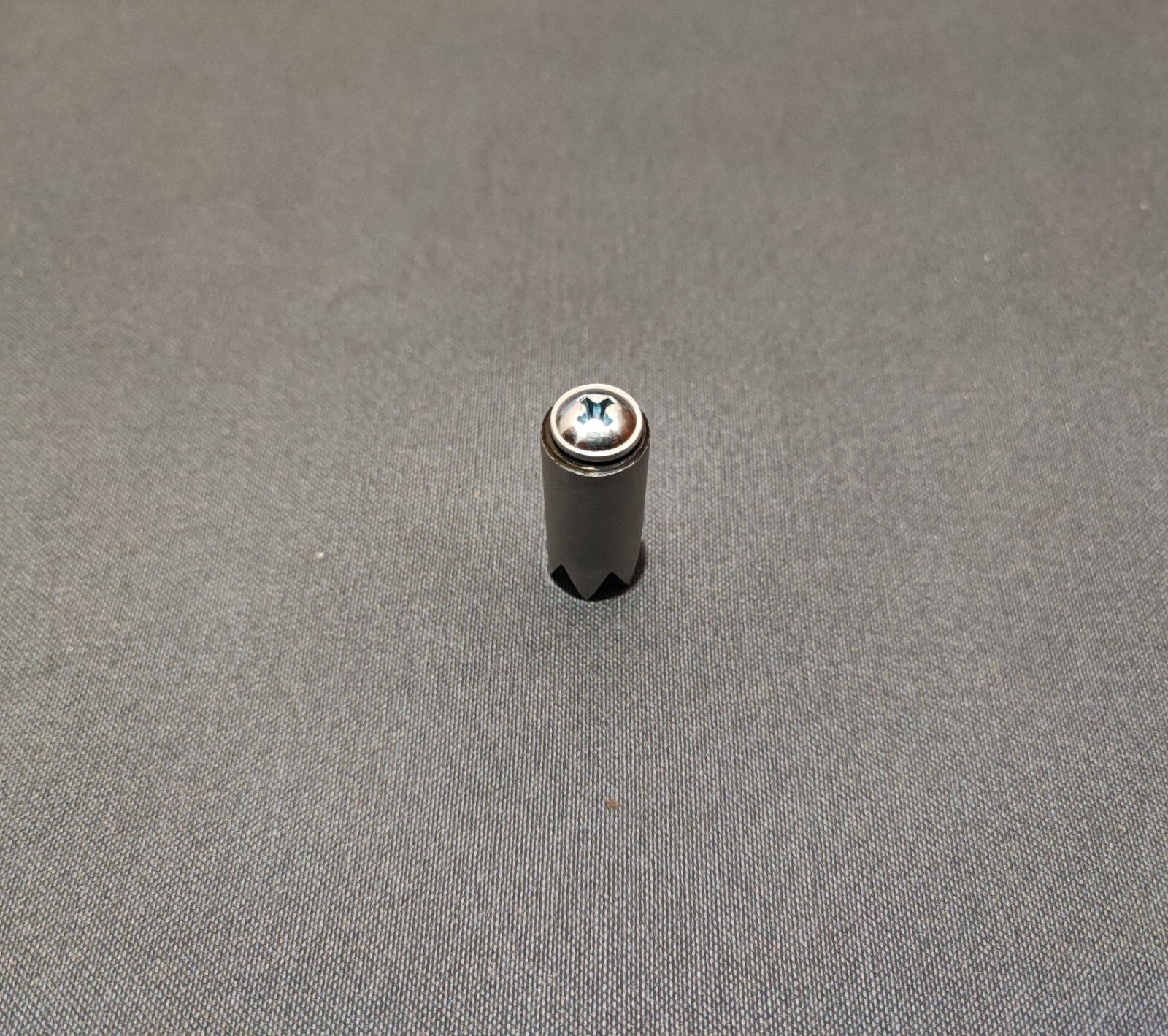 Crimp starter for blank cartridges.