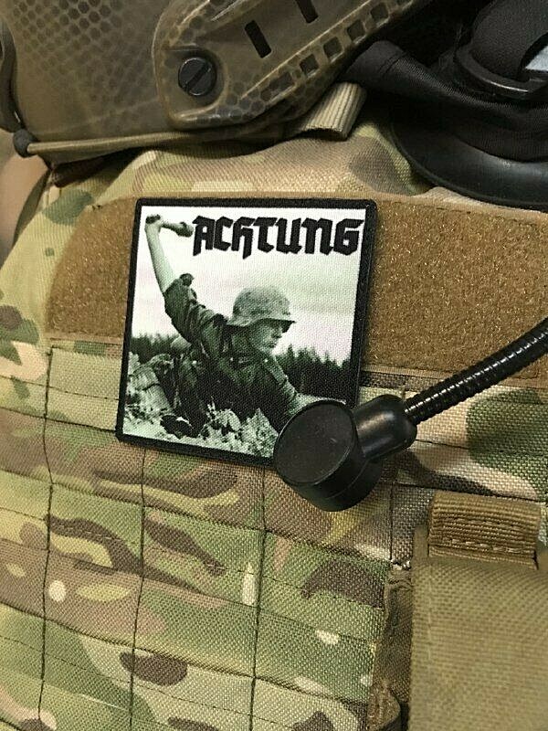 Tactical morale military army patch " Achtung " .