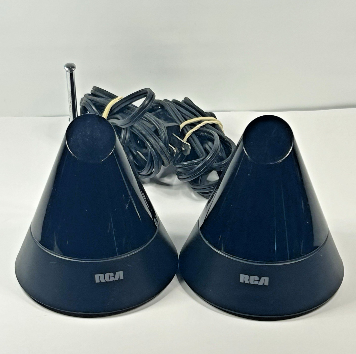 RCA Wireless Receiver & Transmitter - Model D935 & D930 - Untested