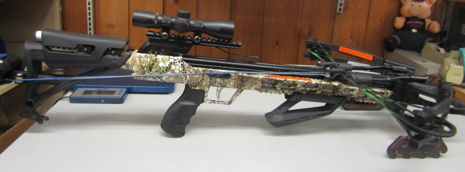 Carbon Express X-Force PileDriver 390 Crossbow Model 20310 #185 Draw
