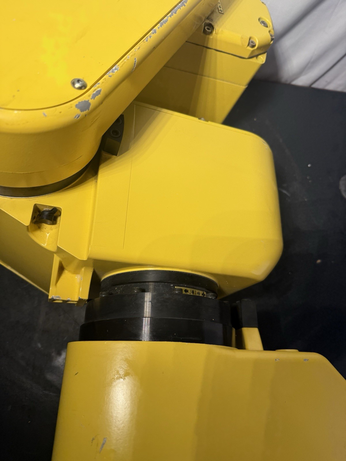 Fanuc LR Mate 100iB With J3IB Mate Controller Untested
