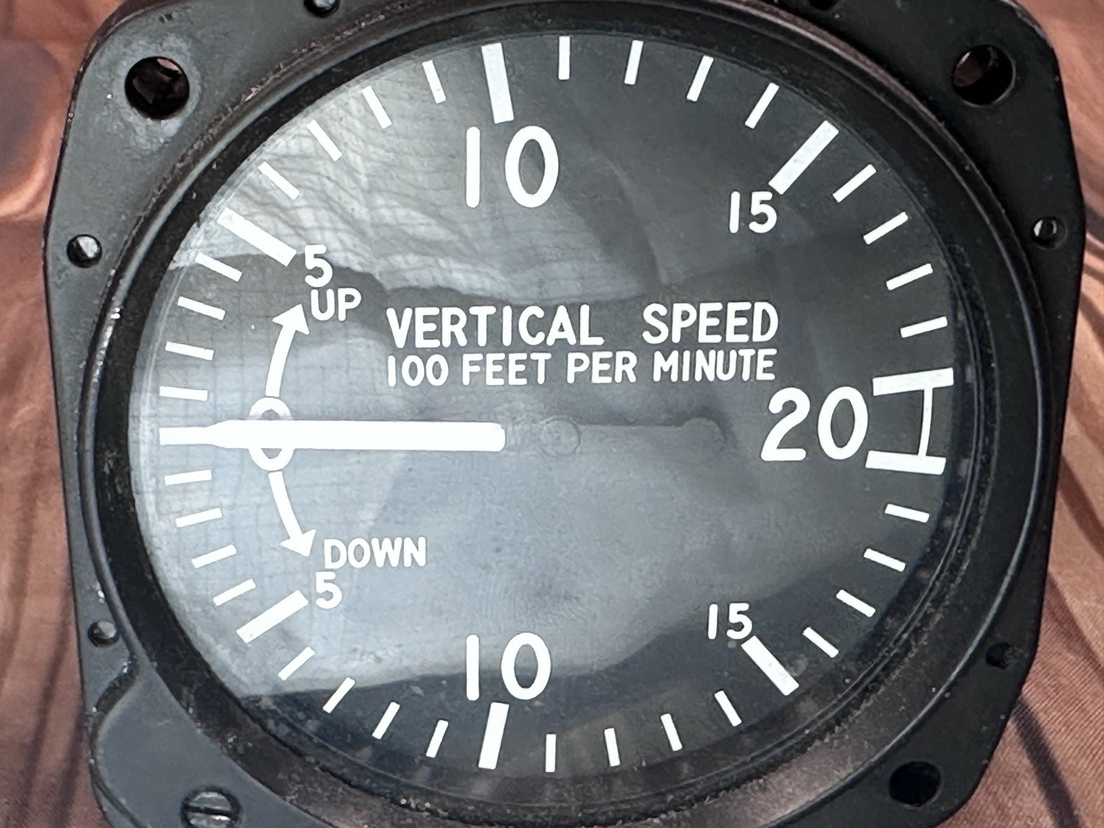 United Instruments Vertical Speed Indicator P/N 7000