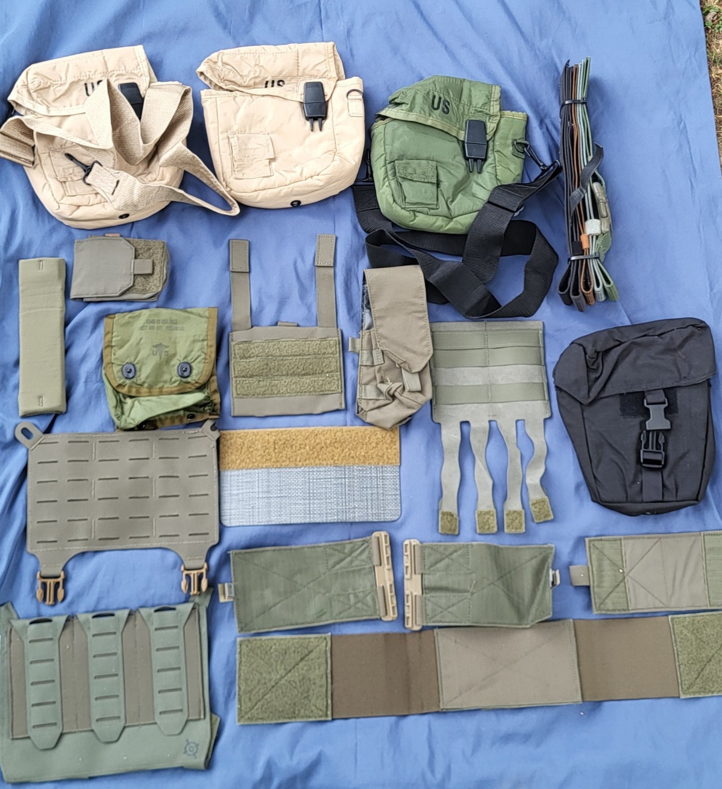 Military GI Army  Pouchs,Bags,accessories,hunting,preparing,hiking,NWOT 20+Pices
