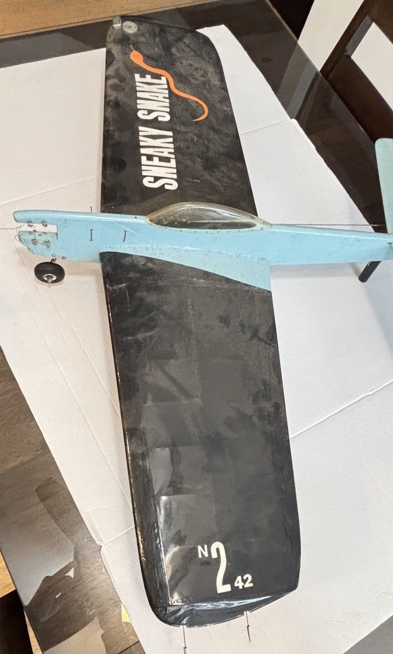 Vintage Tether Plane with Missing Motor. Untested but Elevators Seem To Work.