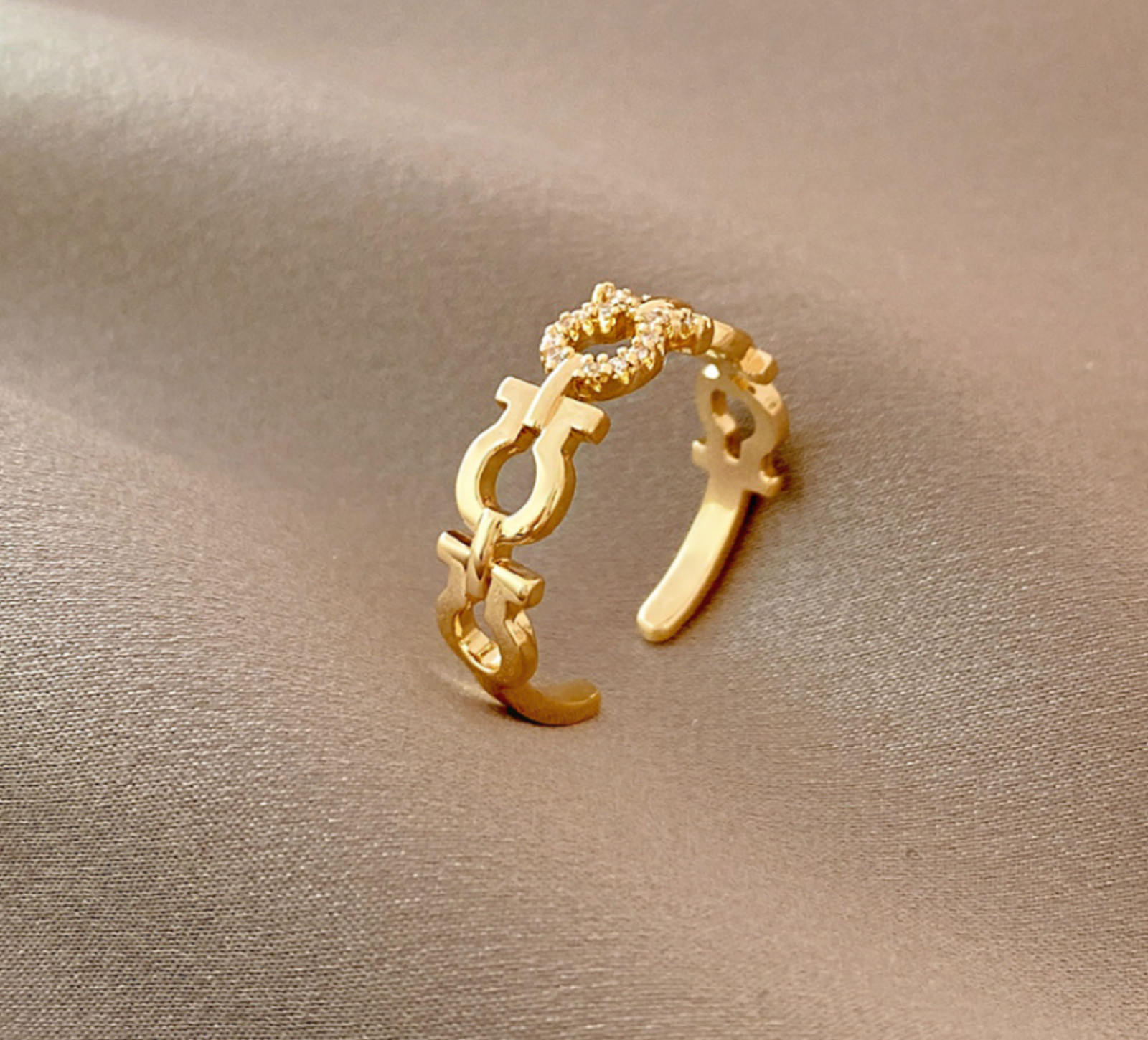 Fashion Trend Chain Shape Gold Pave Cubic Zirconia Promise Adjustable Band Ring