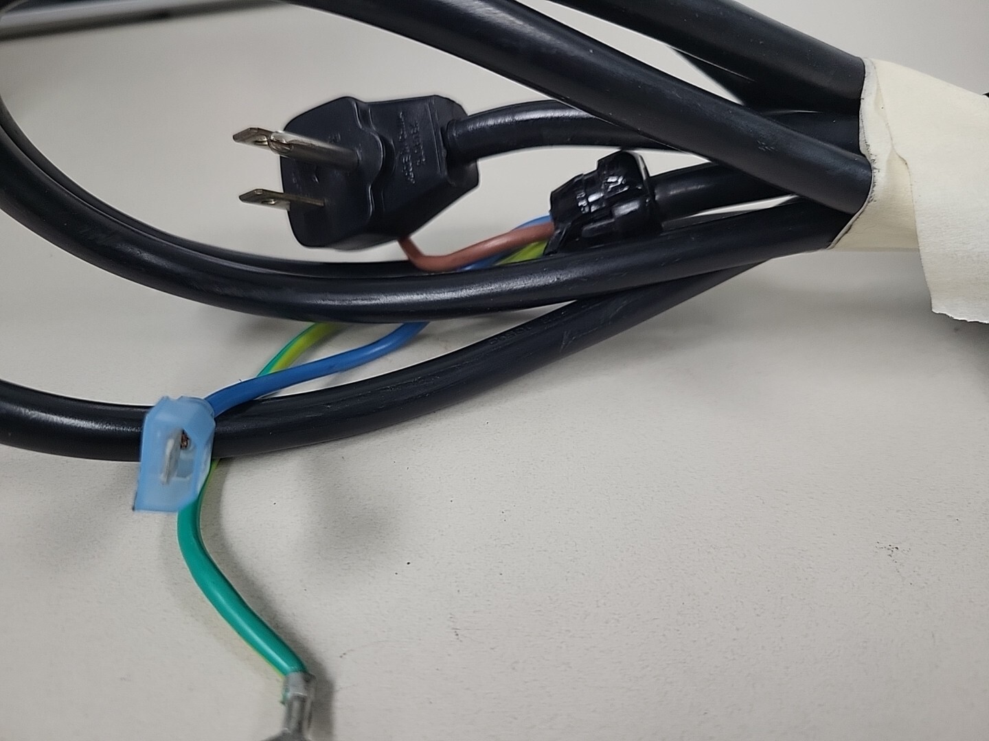 True 350 PB Treadmill Power Cord (24B)