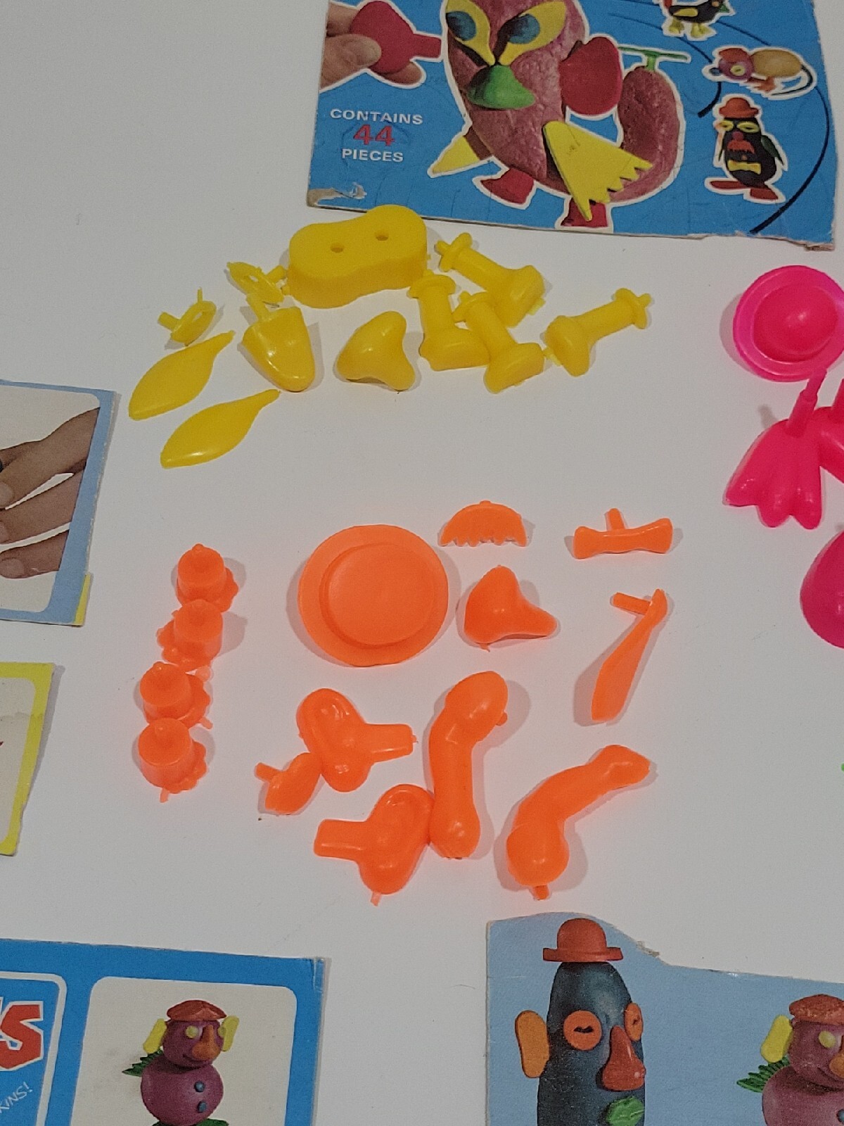 Vintage 1967 PLAY DOH ODDKINS playset *missing one ear