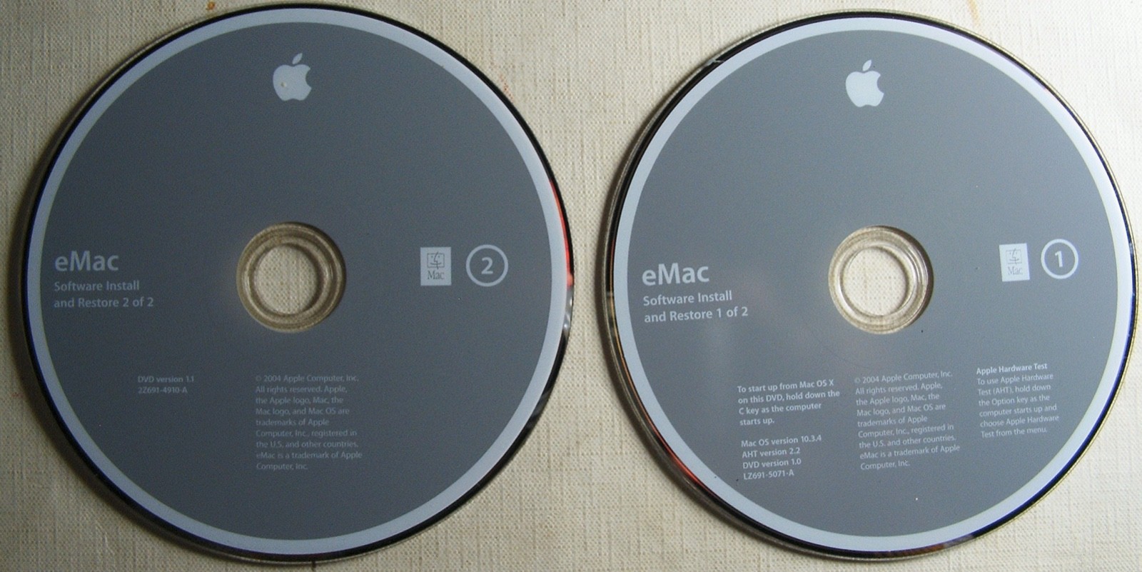 Mac OSX Panther eMac Install Software Version 10.3.4 2004
