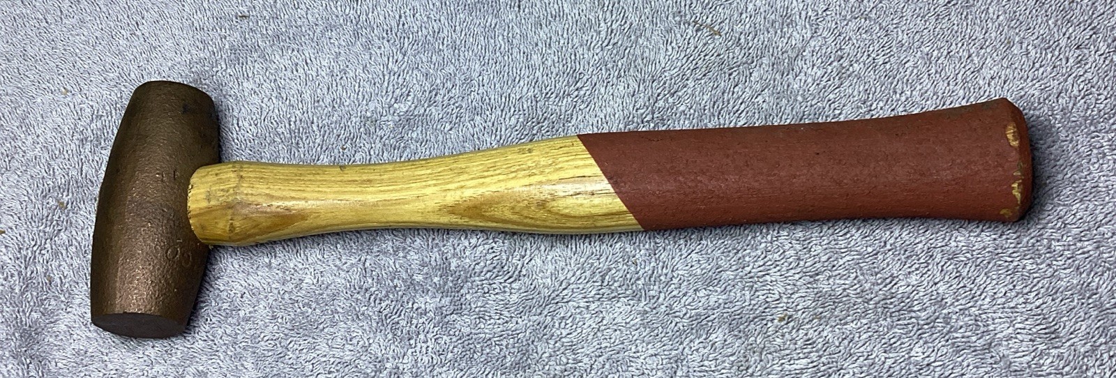 VTG. TEMCO 2 LB. COPPER HAMMER WITH HICKORY HANDLE
