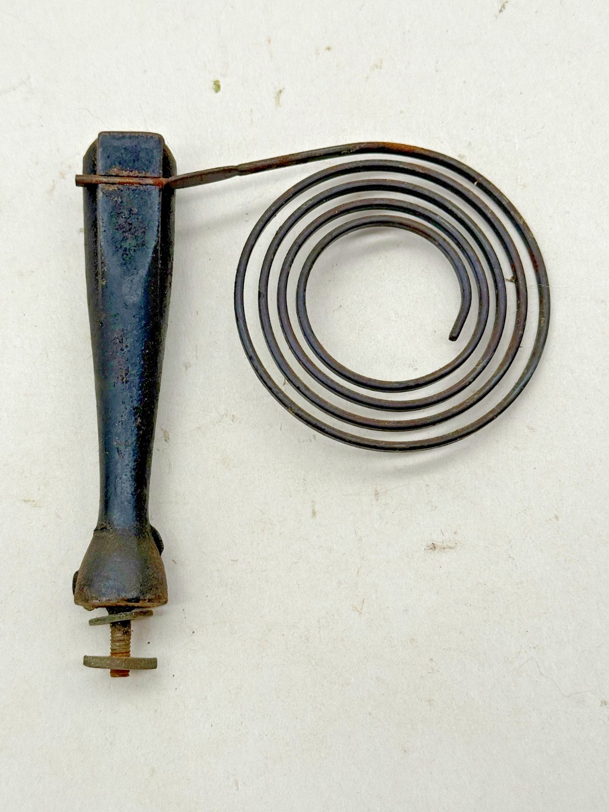 SETH THOMAS Gong Wire and Base Round 2 5/8"  (CM74-8170)