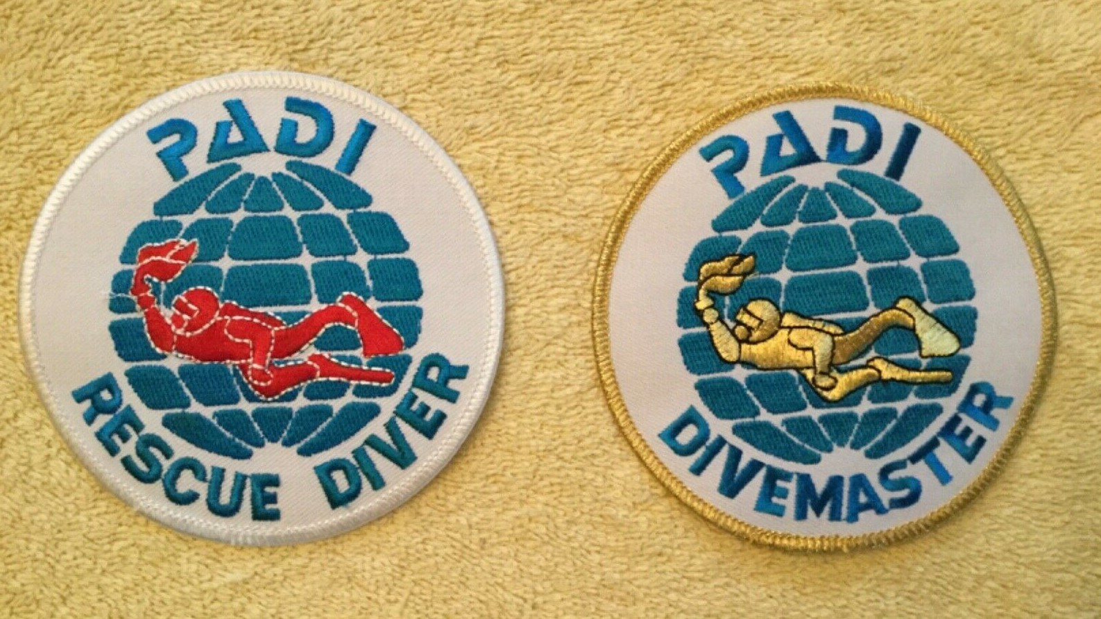 PADI RESCUE DIVER & DIVEMASTER SCUBA PATCHES