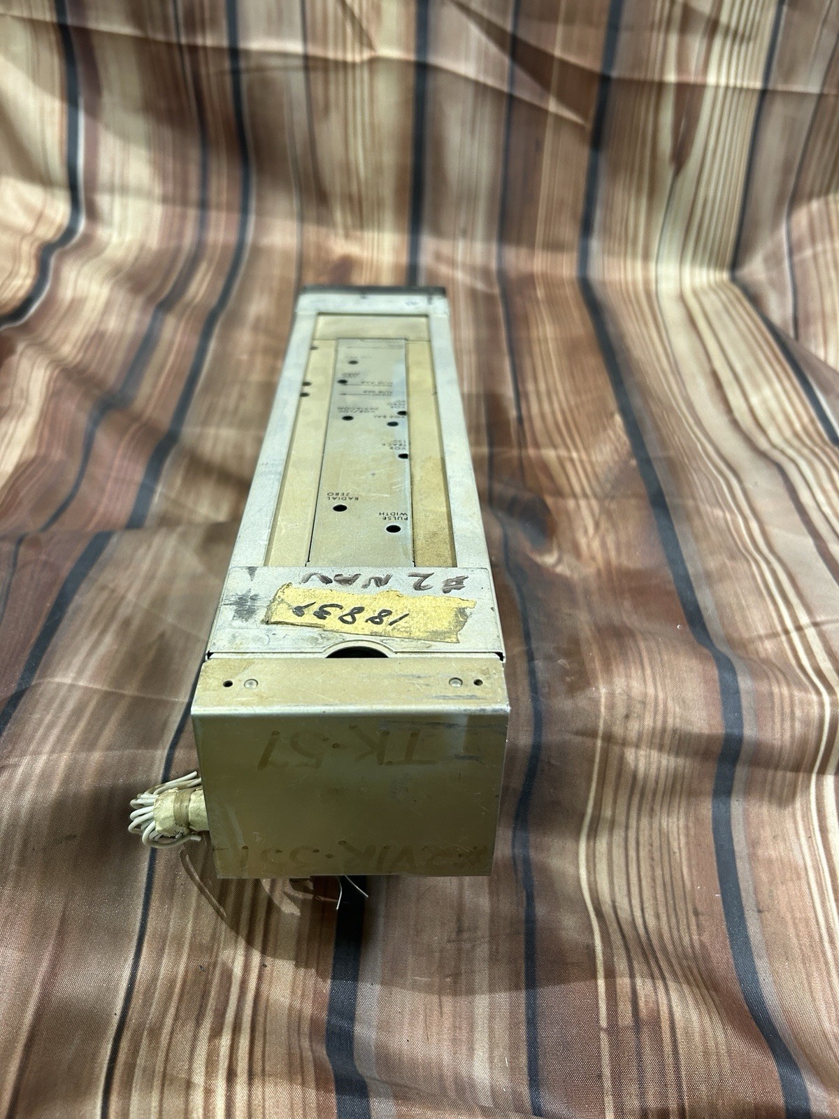 Collins VIR 350 NAV radio