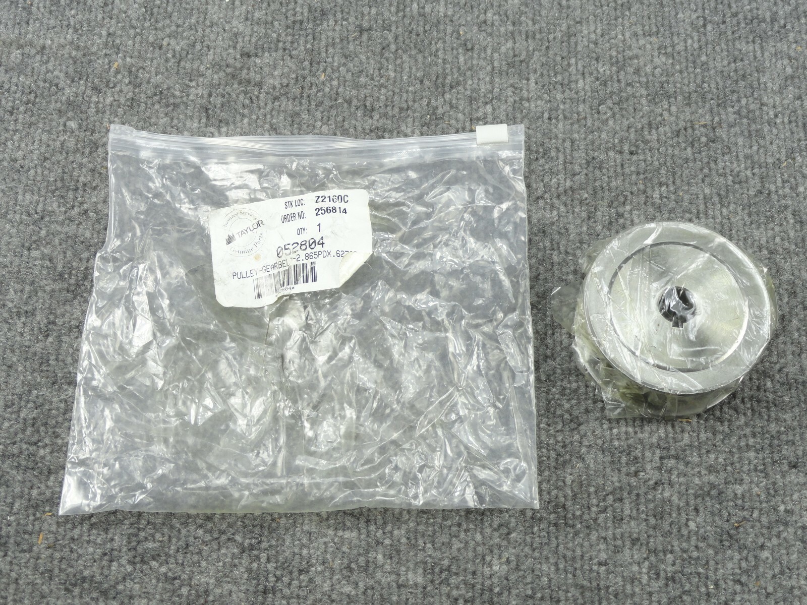 New Taylor  052804 Gear Belt Pulley 2.865PDX .627ID