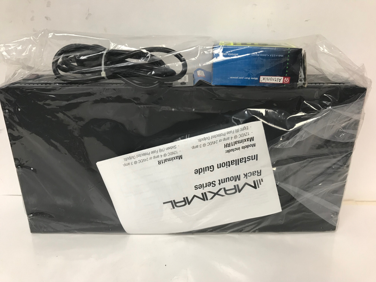 ALTRONIX MAXIMAL3R REACK MOUNT ACCESS POWER CONTROLLER W/POWER SUPPLY OPEN BOX