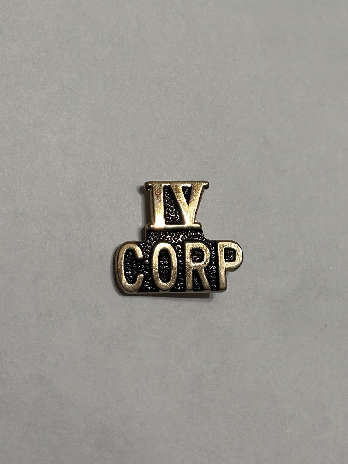 IV CORP HAT PIN SMALL 3/4” WIDE