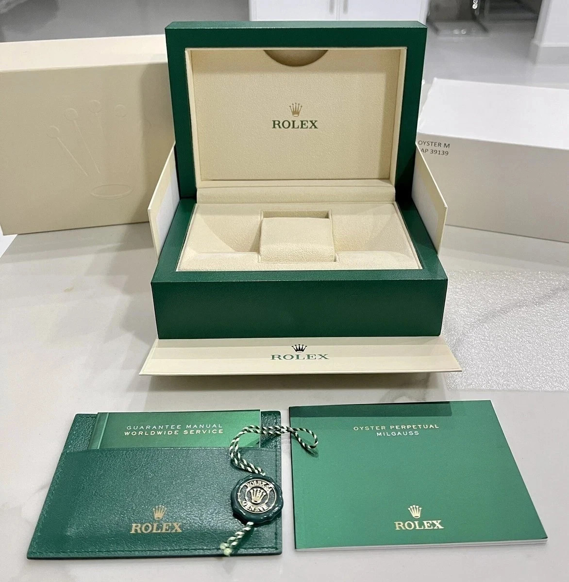 Rolex New Watch Set Box Complete Storage Case Display for Timepiece Best Price