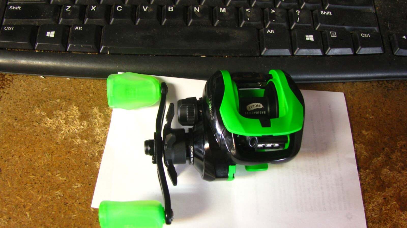 Fishing 13 radioactive pickle reel, baitcast, RH, 7.3/1, brand new free shipping