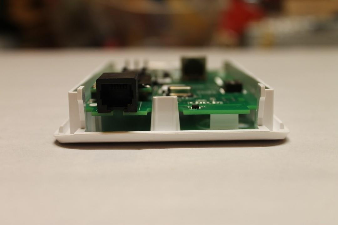 Johnson Controls NSB8BTC040-0 CO2 Temperature Sensor No Display White NEW ^