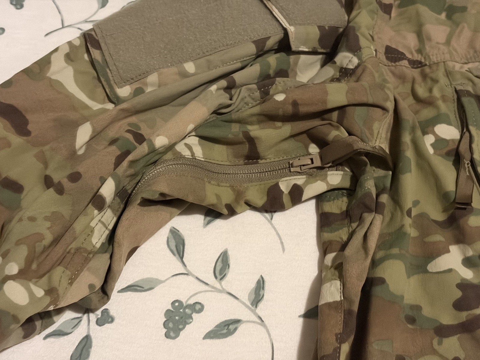 U.S. Army Multicam Soft Shell Cold Weather Jacket Size Large-Regular New