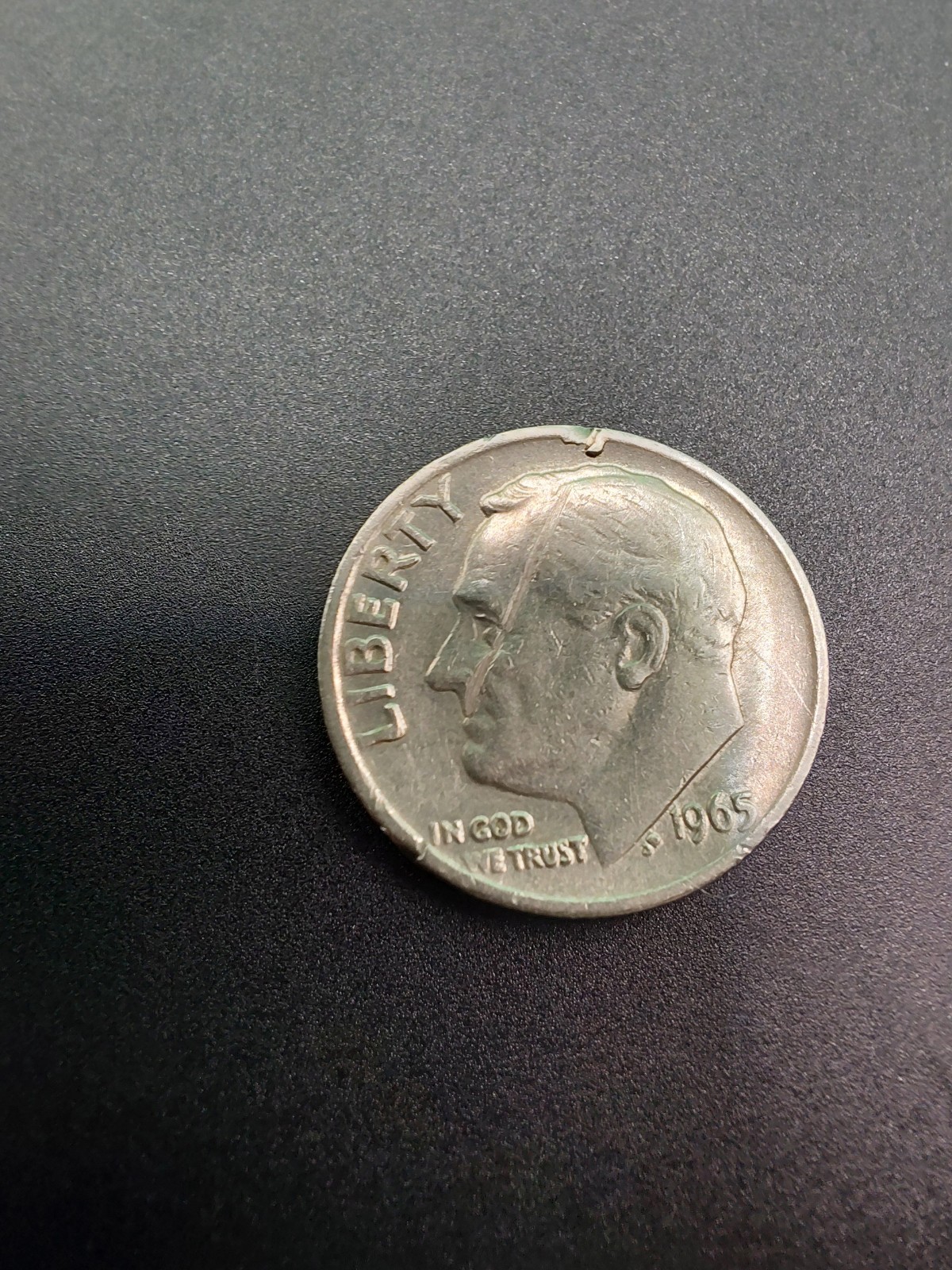 1965 Dime No Mint Mark "WE" missing letters touching on reverse