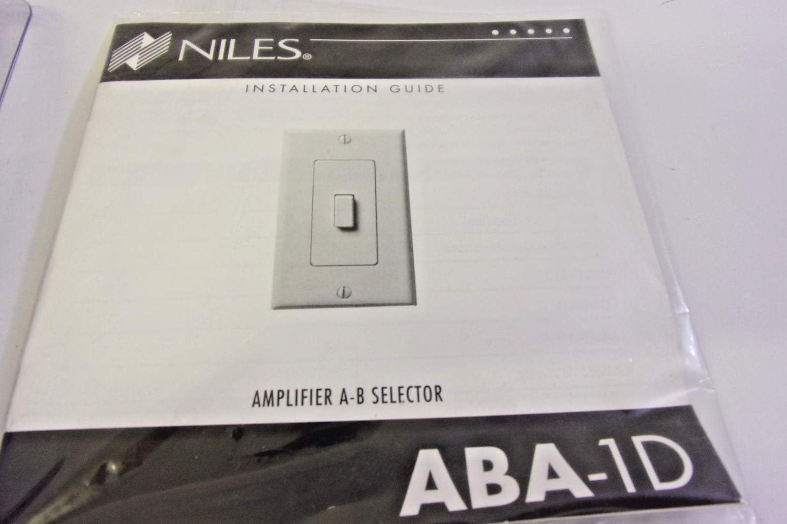 Niles Speaker Amplifier A Or B Selector ABA-1D White Wall Mount Switch OPEN BOX