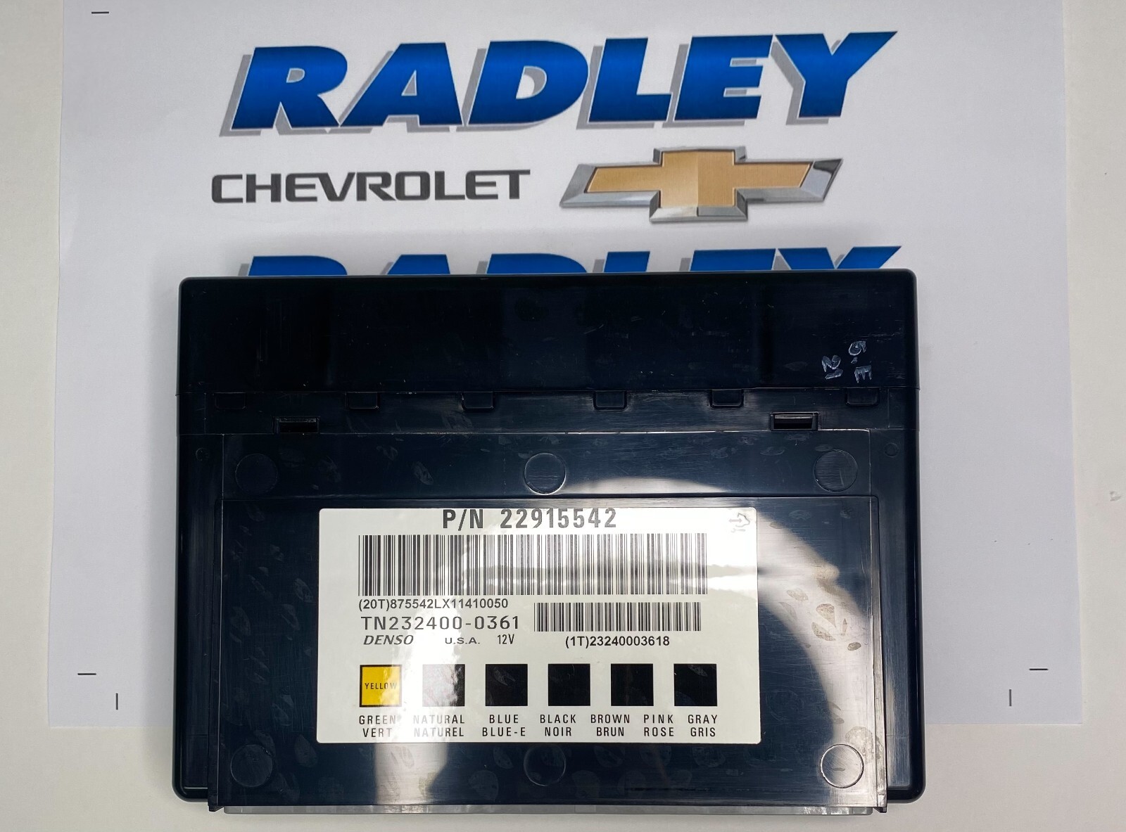 NEW GM OEM BODY CONTROL MODULE GMC 22915542