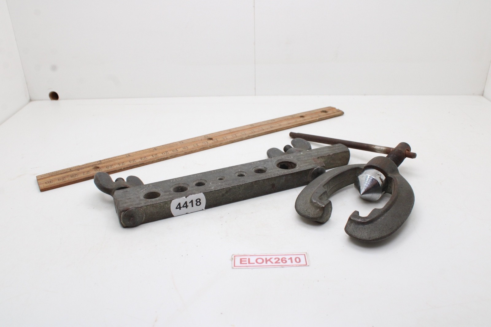 Superior Tool Co Cleveland OH  No. 175  3/16" to 5/8" Pipe Flaring Tool USA