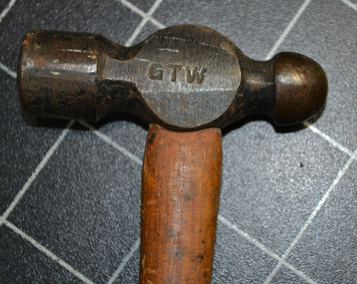 GRIFFITH TOOL WORKS - GTW - 4oz - BALL PEIN HAMMER - ORIGINAL HANDLE WITH DECAL