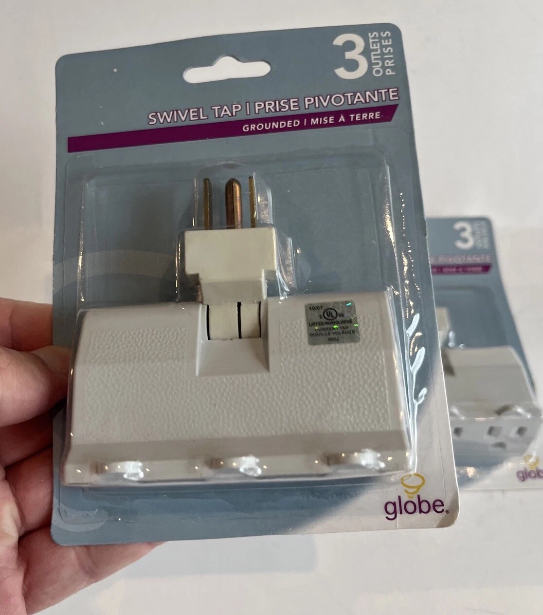 3 Outlet Lateral Swivel Grounded Wall Adapter Tap Globe Lot of 2 NIB New